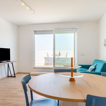 Waterfront Apartment With Seaview Balcony Bari Exteriér fotografie